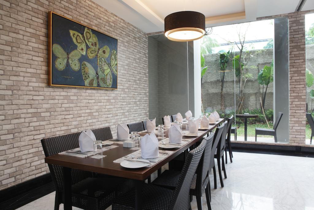 Sotis Hotel Jakarta Exteriör bild