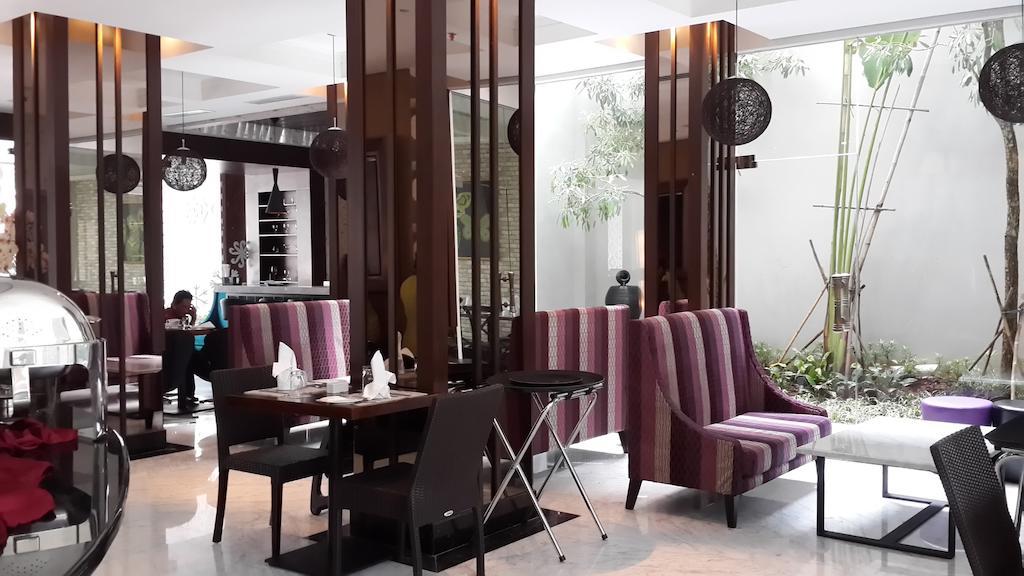 Sotis Hotel Jakarta Exteriör bild