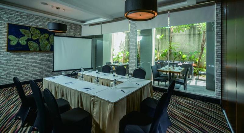 Sotis Hotel Jakarta Exteriör bild